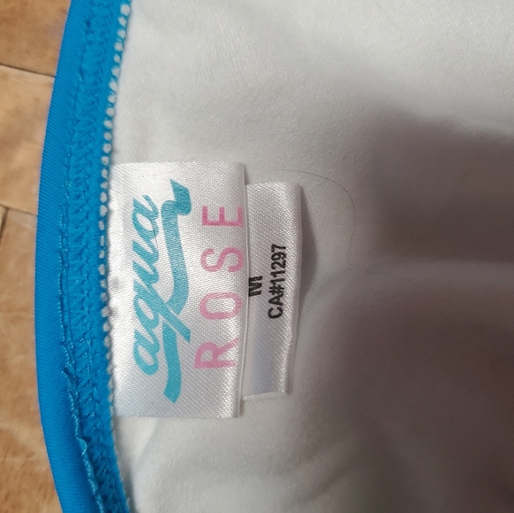 💥3 for $15💥 Bright Blue with Green stripes 2pc Bikini - Picture 8 of 8